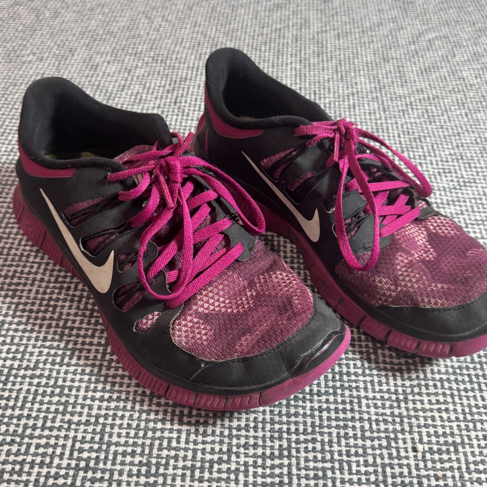 Nike Free 5.0 Womens Running Shoes Black Fuchsia Pink 603825-501 Size 9